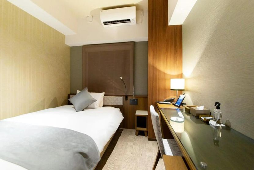 HOTEL HILLARYS SHINSAIBASHI - 4