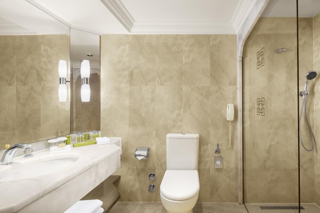 Hilton Istanbul Bosphorus - 25