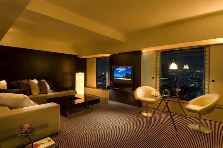 HILTON TOKYO - 5