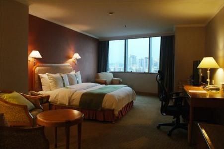 HOLIDAY INN DONGHUA - 2