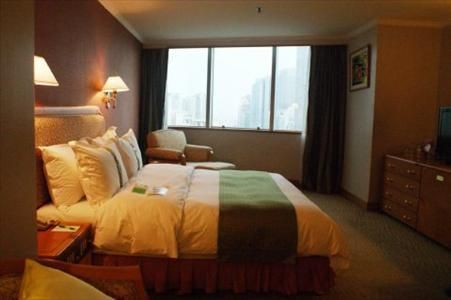 HOLIDAY INN DONGHUA - 8