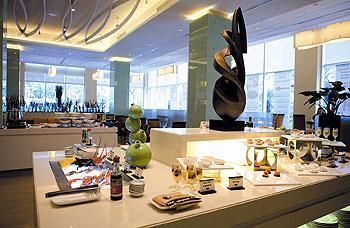 HOLIDAY INN SHANGHAI PUDONG (上海浦东假日酒店) - 6