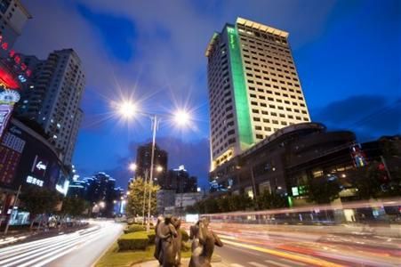 HOLIDAY INN SHANGHAI VISTA (上海古井假日酒店) - 1