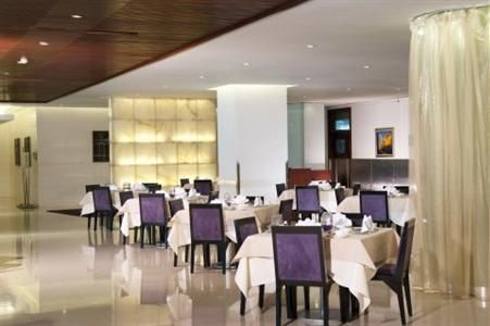 HOLIDAY INN SHANGHAI VISTA (上海古井假日酒店) - 3