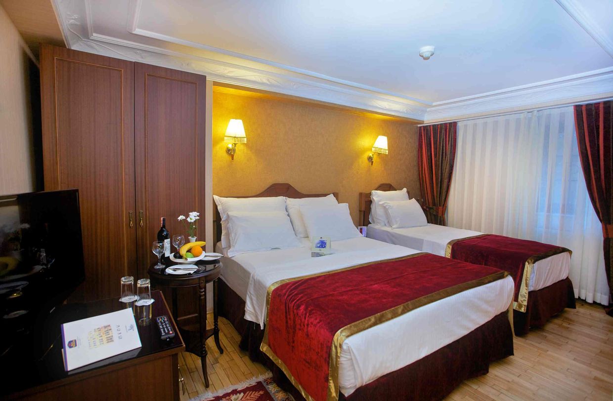 Amber Hotel - 8