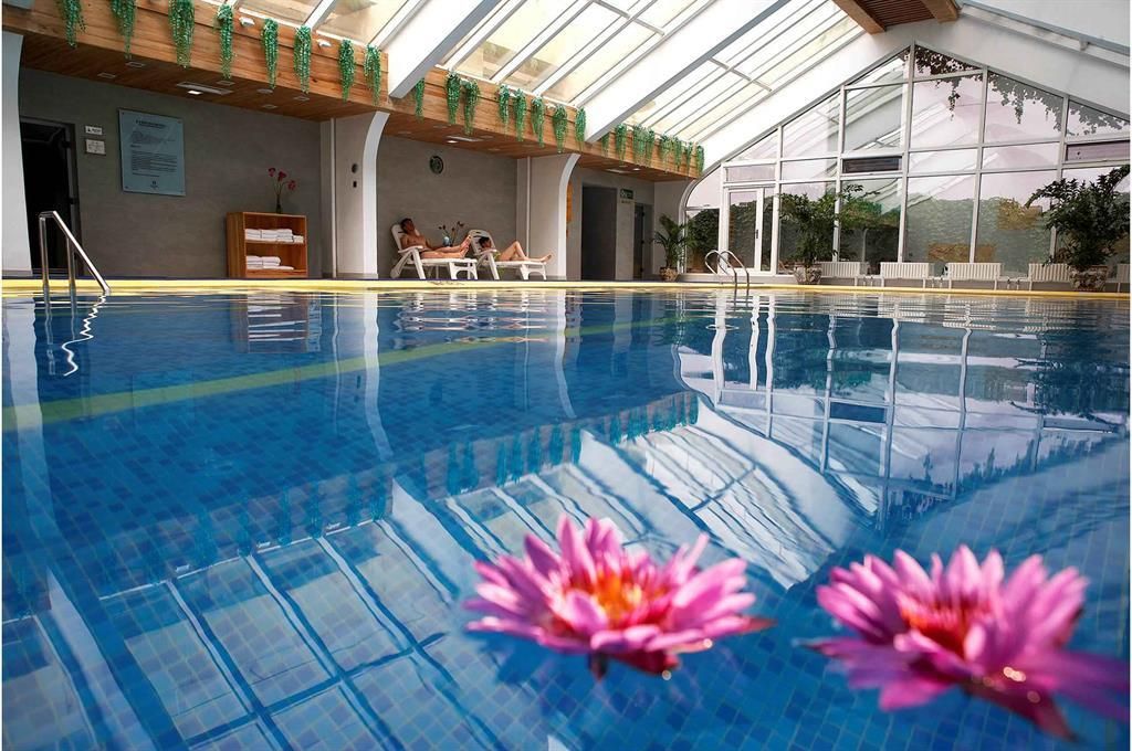 JIANGUO HOTEL SHANGHAI - 8