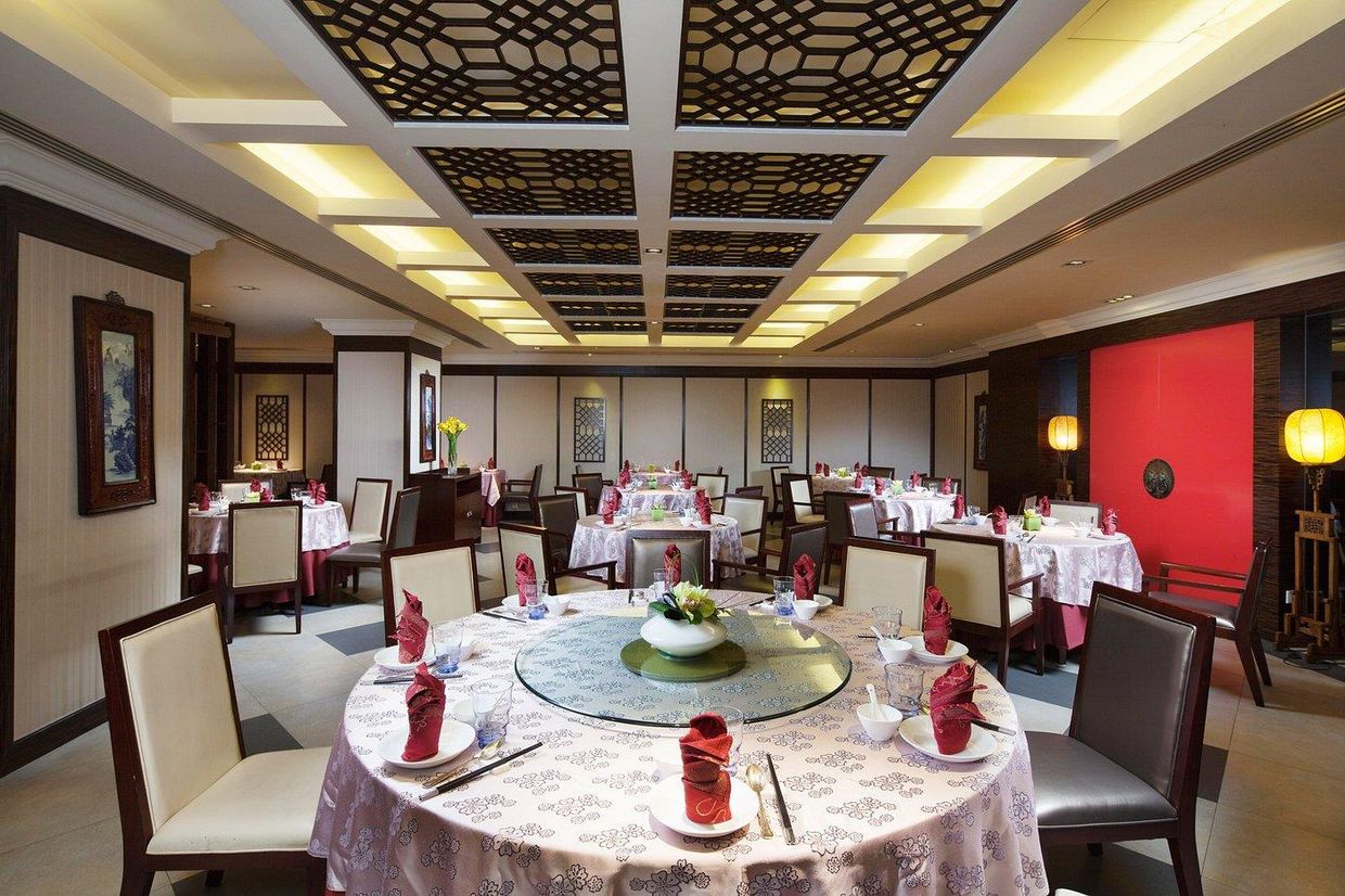 JIN JIANG TOWER - 12