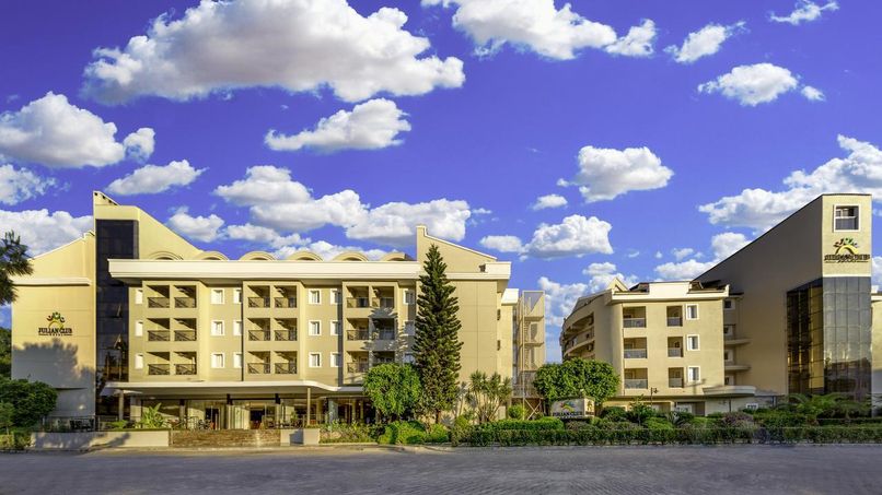 Julian Club Hotel - 1