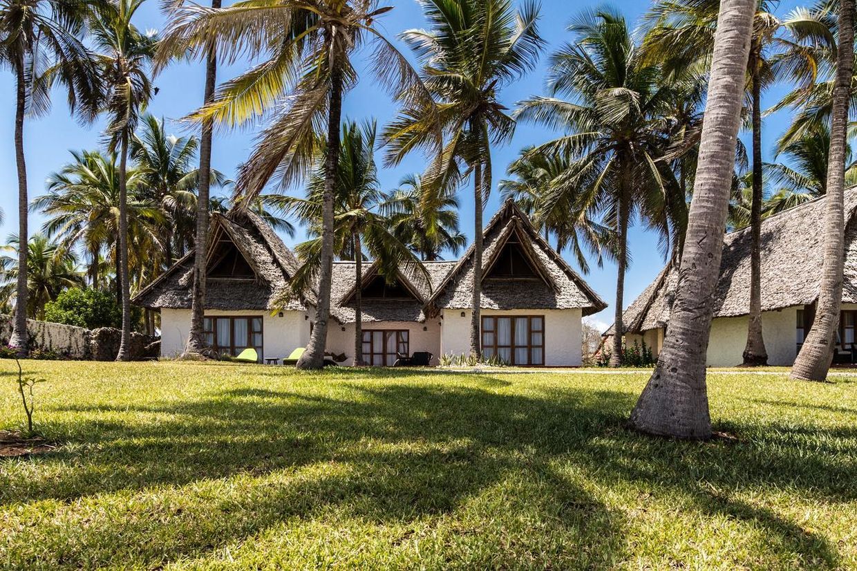 KARAFUU BEACH RESORT & SPA - 11