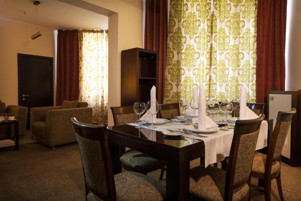 KAZAKHSTAN HOTEL - 7