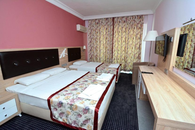 Ananas Hotel - 3