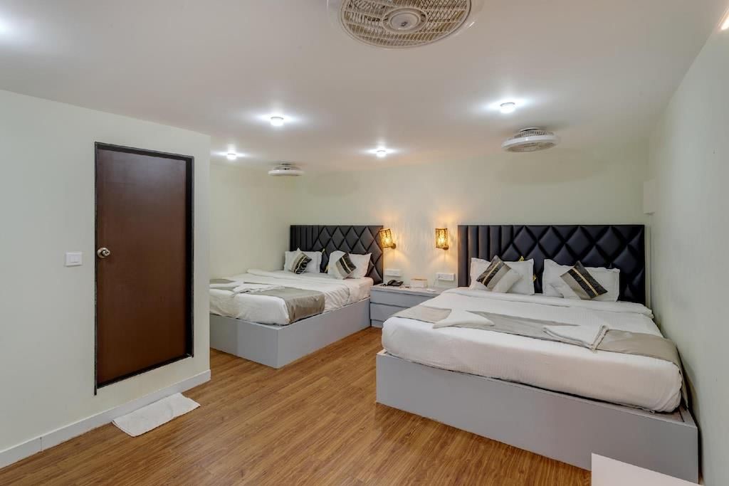 LA BAGA BEACH HOTEL - 4