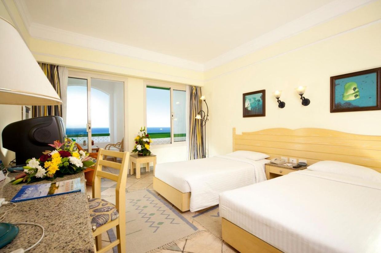 INVIDIA CORAL BEACH TIRAN - 27