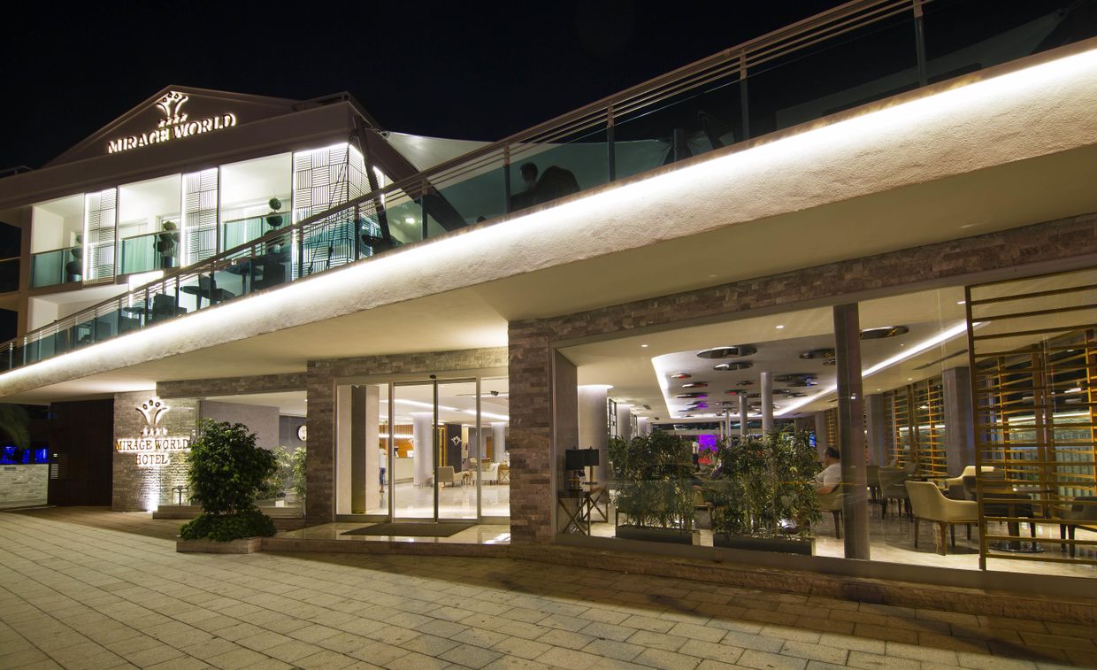 Mirage World Hotel - 9
