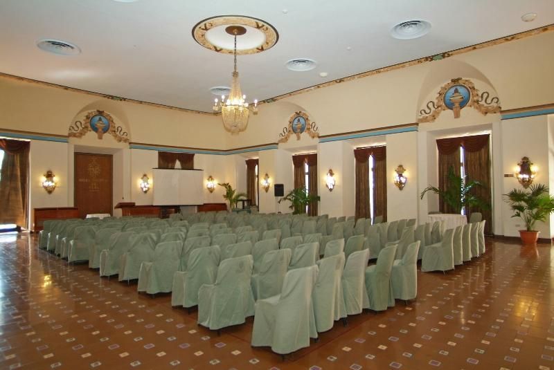 Картинка отеля - 2