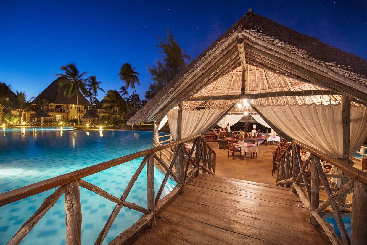 NEPTUNE PWANI BEACH RESORT & SPA - 3