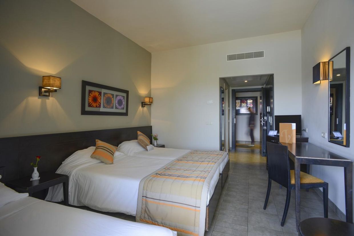 NOZHA BEACH RESORT & SPA - 10