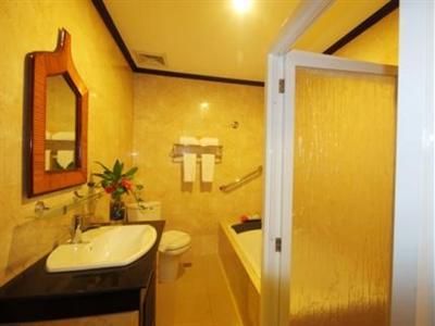 PARADISE GARDEN HOTEL & CONVENTION CENTER - 10