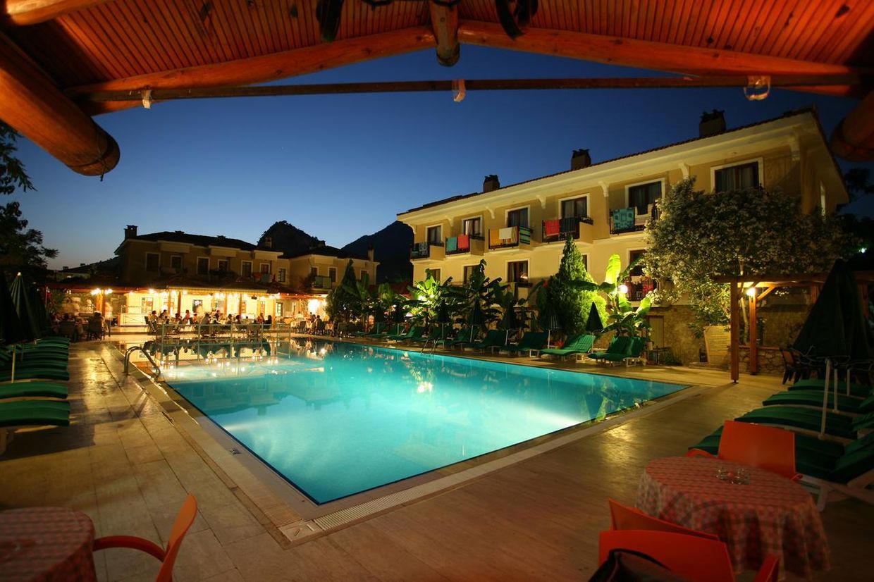 Perdikia Beach Hotel - 3