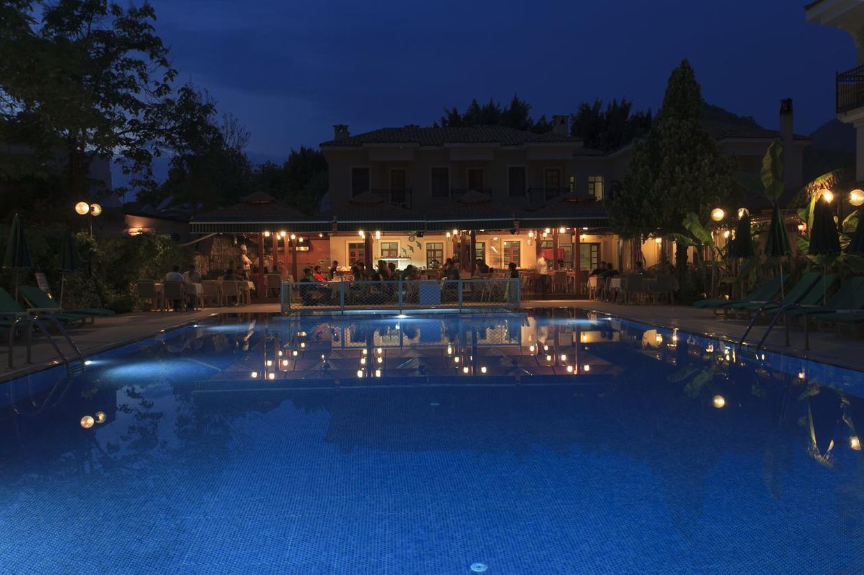 Perdikia Beach Hotel - 10