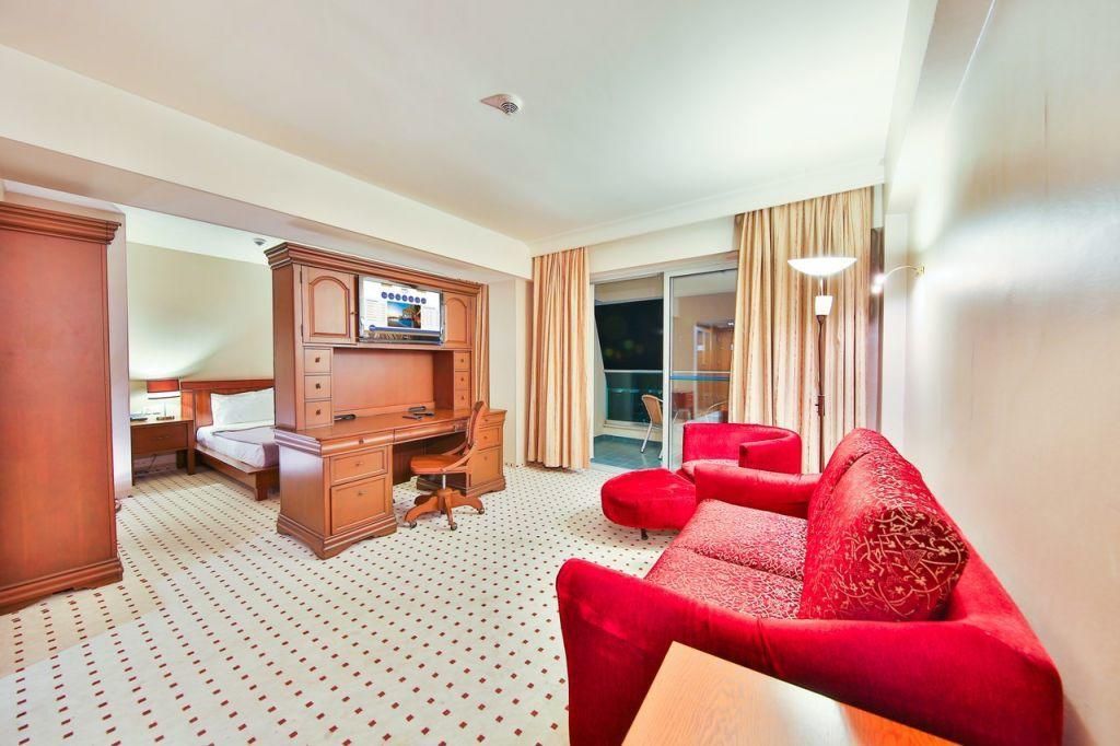 Elite World Hotel Kusadasi (ex. Marina Hotel and Suites) - 7