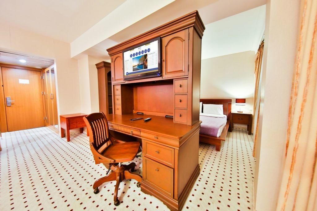 Elite World Hotel Kusadasi (ex. Marina Hotel and Suites) - 9