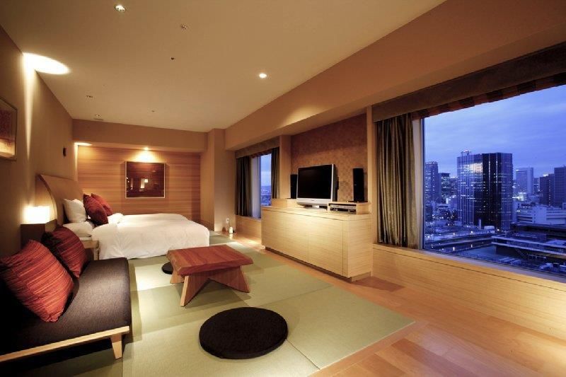 RIHGA ROYAL HOTEL OSAKA - 4