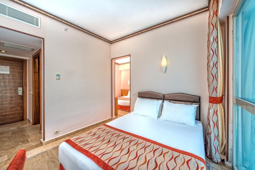 Royal Atlantis Spa & Resort - 20