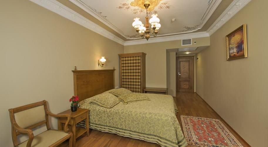 Seven Hills Hotel - 13