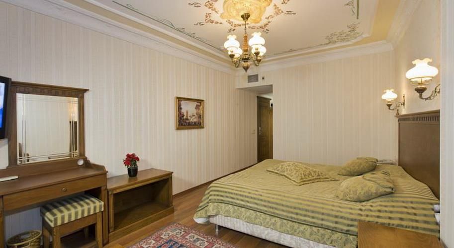 Seven Hills Hotel - 16