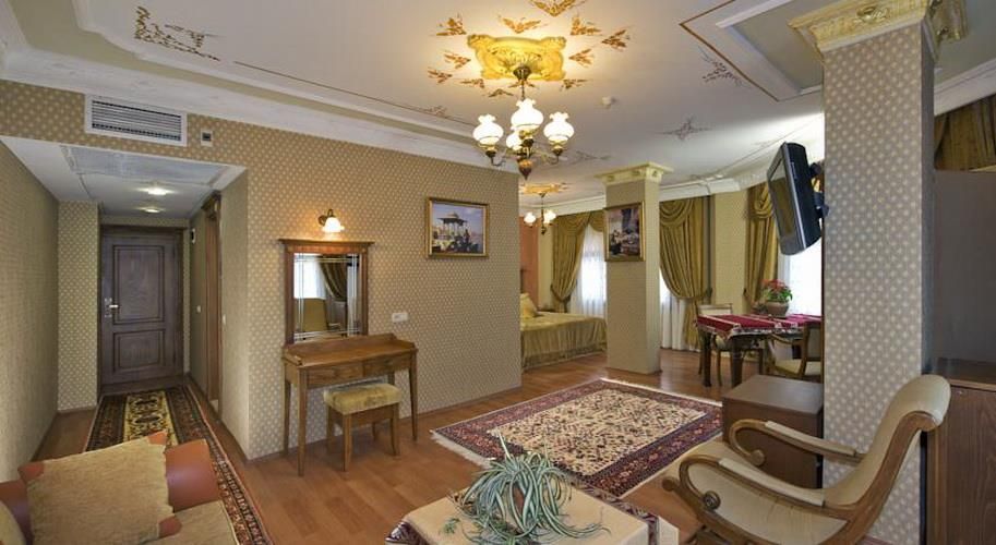 Seven Hills Hotel - 7