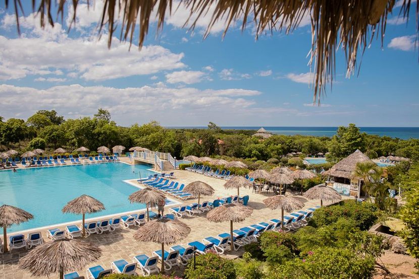 SOL TURQUESA BEACH - 1