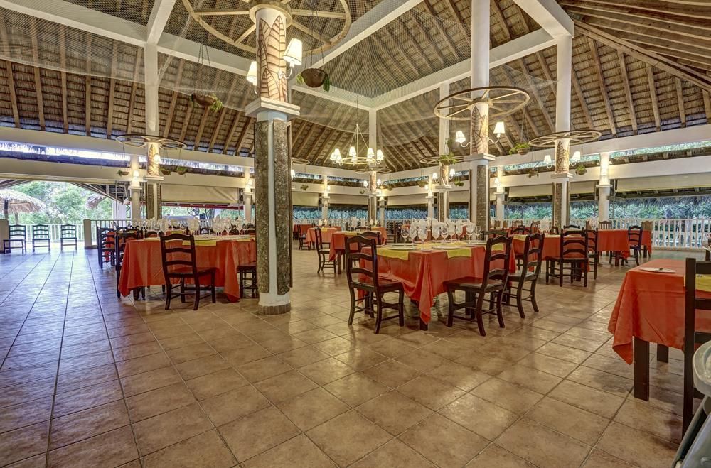 SOL TURQUESA BEACH - 24