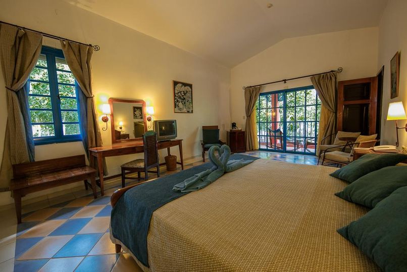 SOL TURQUESA BEACH - 4