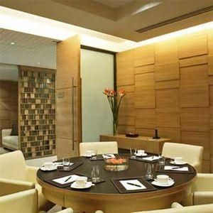 THE OBEROIS, NEW DELHI - 5