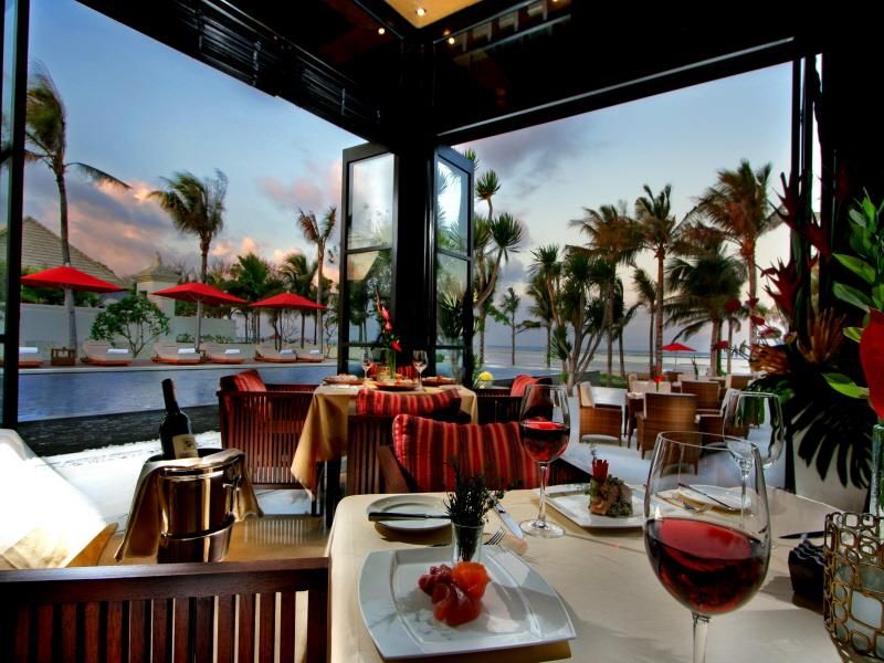 THE ROYAL SANTRIAN - The Luxury Beach Villa - 3