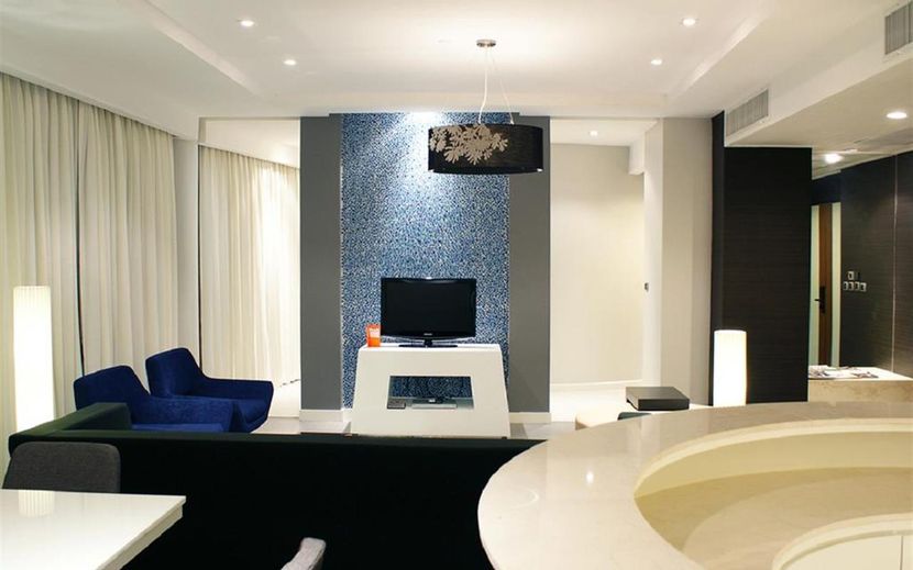 THE ZIGN HOTEL - 4