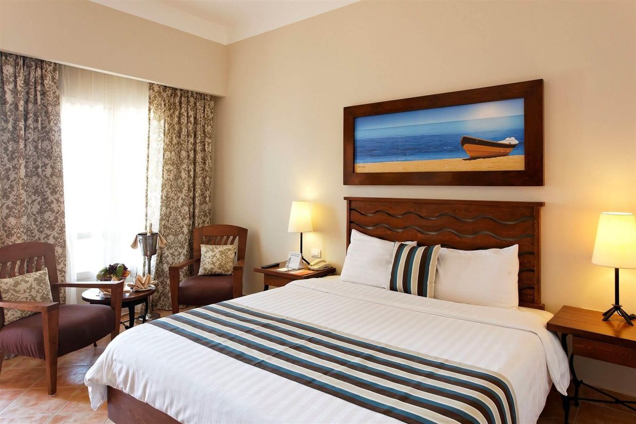 THREE CORNERS OCEAN VIEW (only adults 16+) - 18