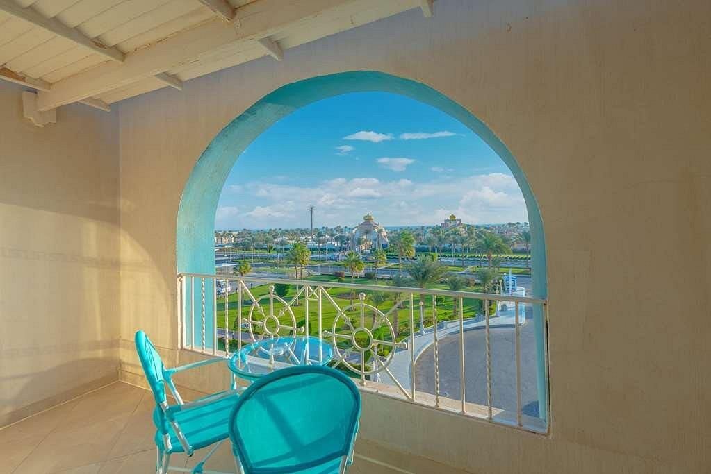 TITANIC RESORT & AQUA PARK - 39