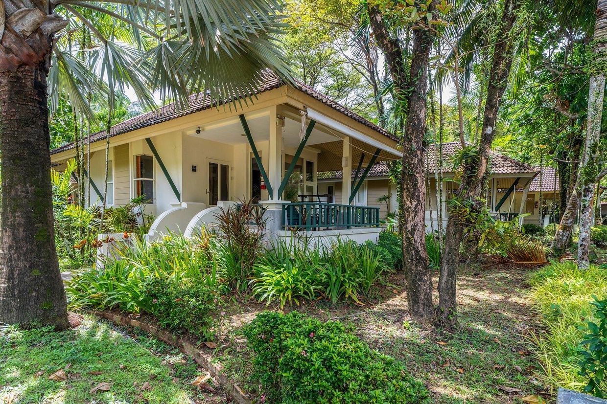 BAAN KHAOLAK BEACH RESORT - 19