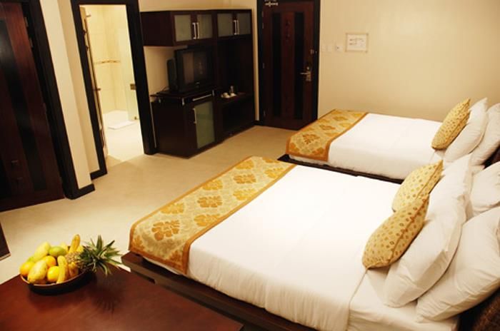 TWO SEASONS RESORT - 14