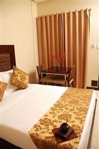 TWO SEASONS RESORT - 18