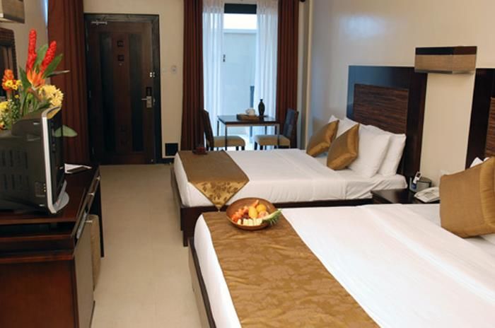 TWO SEASONS RESORT - 19