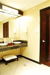 TWO SEASONS RESORT - 31