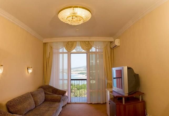 ГОЛУБАЯ ДАЛЬ, санаторий - 4