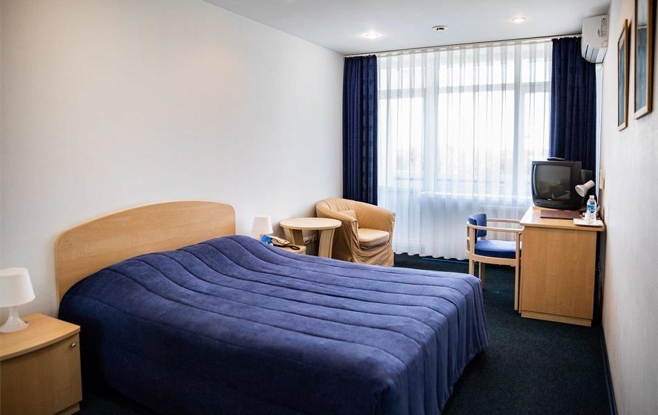 ДИС, отель - 1