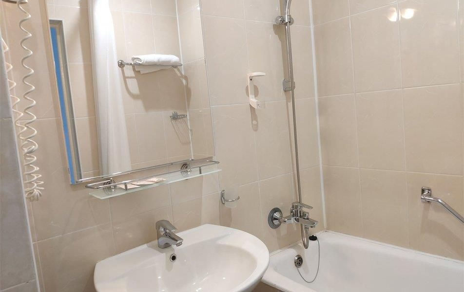 ДИС, отель - 52