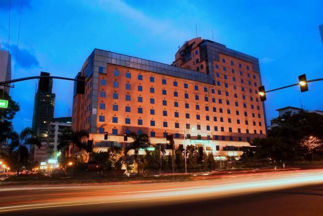 BAYVIEW PARK HOTEL - 3