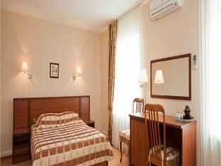 ОКТЯБРЬСКАЯ, гостиница - 4