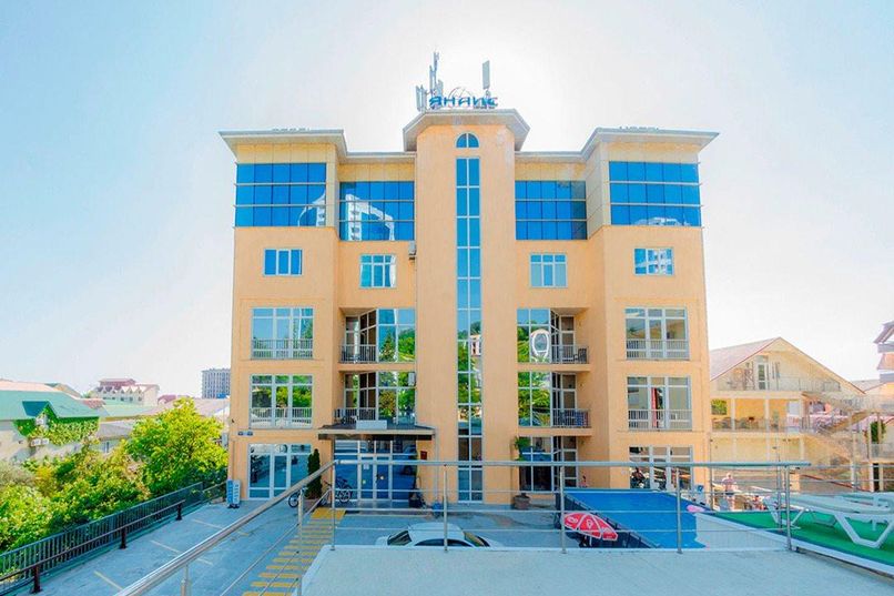 ЯНАИС, гостиница - 1